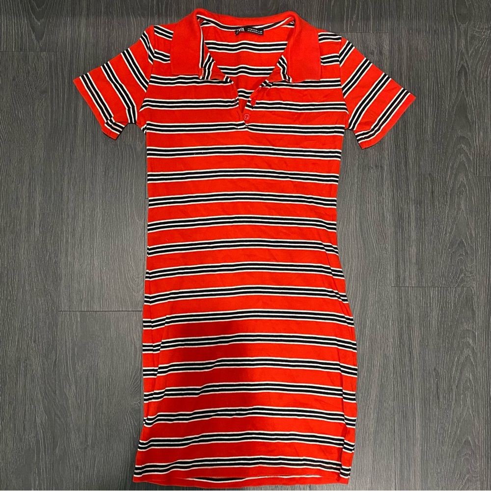 Zara Striped dress. Medium Size. Good condition